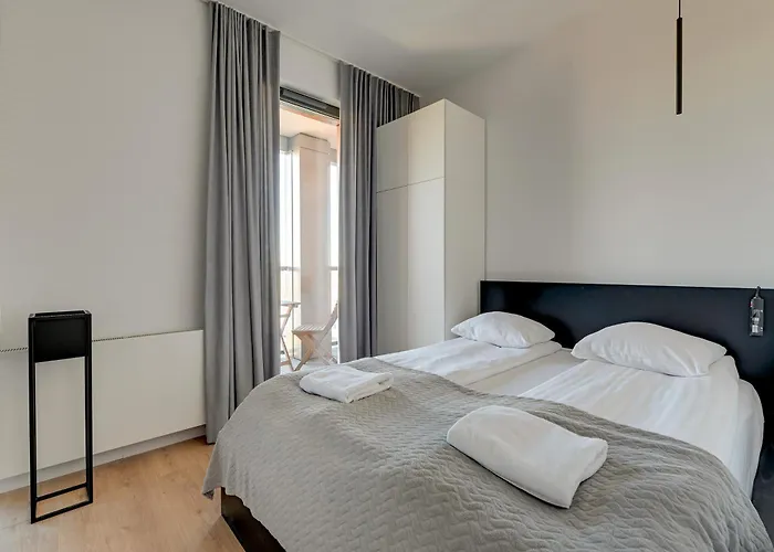 Brabank 20 By Grand *