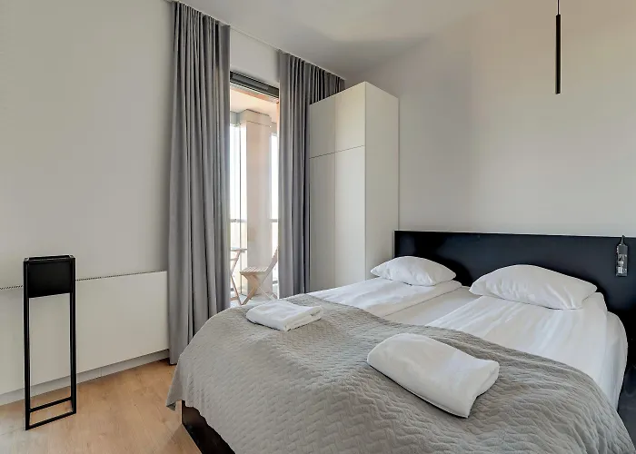 Brabank 20 By Grand *